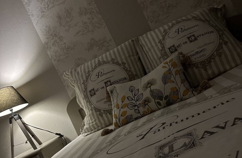 Lafrancaise Bed & Breakfast | Studio Chez Lhabitant Tout Confort