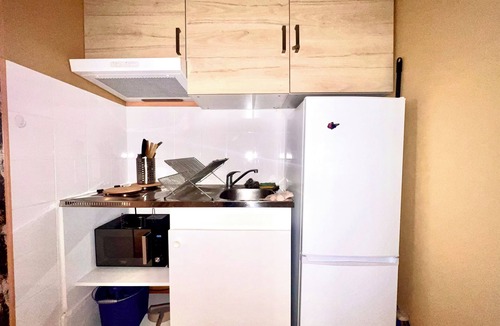 Verdun Apartment | Studio Chic au Coeur de Verdun