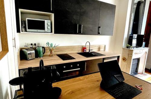 Dreux Apartment | Studio Chic & Cosy | Cœur Rue Piétonne Dreux