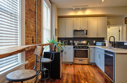 Pendleton Condo | Studio Cigar Store