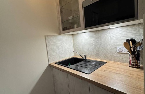Vernet-les-Bains Apartment | Studio Classé 2 Étoiles en Rez-de-jardin Avec Grande Terrasse a 5 min à Pied du Centre Ville