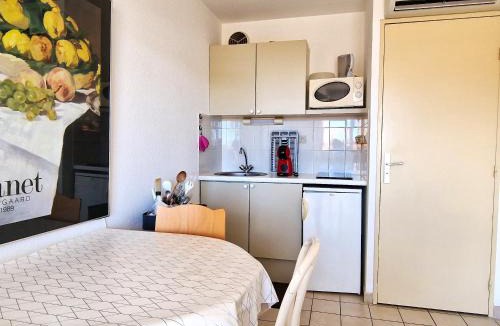 Banyuls-sur-Mer Apartment | Studio climatisé Banyuls-sur-Mer avec parking, proche mer - FR-1-309-74