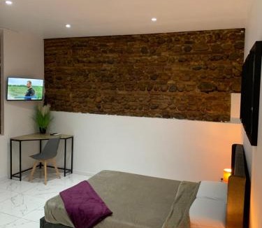 Saint-Jean Apartment | Studio climatisé cœur de ville