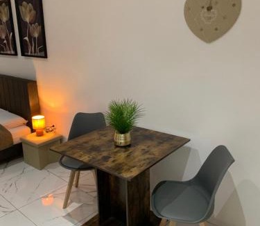 Saint-Jean Apartment | Studio climatisé cœur de ville