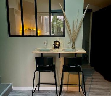 Saint-Didier Apartment | Studio climatisé et tout équipé