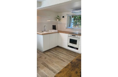 Villemomble Apartment | Studio close to Paris transport links