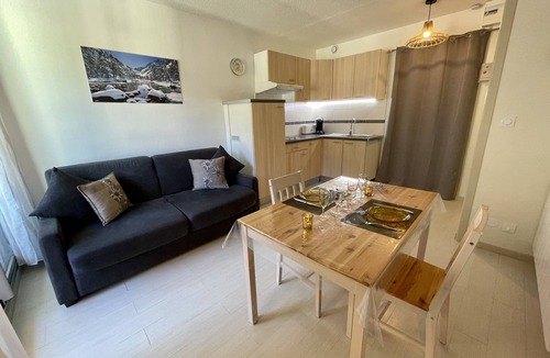 Cauterets Apartment | STUDIO, CLOSE TO SHOPS AND LYS CABLE CAR