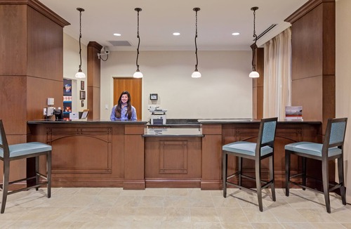 Near East Side Apartment | Studio Close to the Convention Center | Free Breakfast + Outdoor Pool