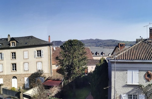 Beaulieu-sur-Dordogne Apartment | Studio Cosi