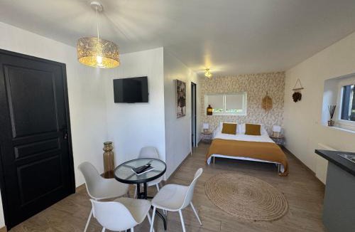 Saint-Aignan-Grandlieu House | Studio concorde proche Aéroport de Nantes