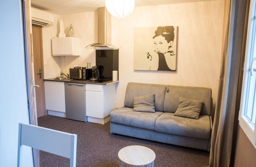 Sainte-Marie-la-Blanche Apartment | Studio "Corton" 5 minutes from Beaune