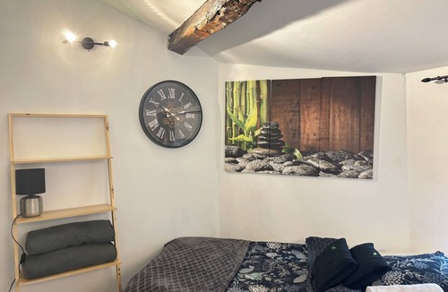 Annonay Apartment | Studio Cocooning et Confortable