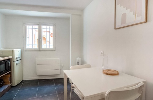 Sollies Pont Apartment | Studio coeur de ville