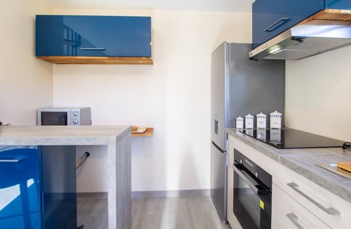 Coly Apartment | Studio Coly-Saint-Amand, studio flat, 2 persons