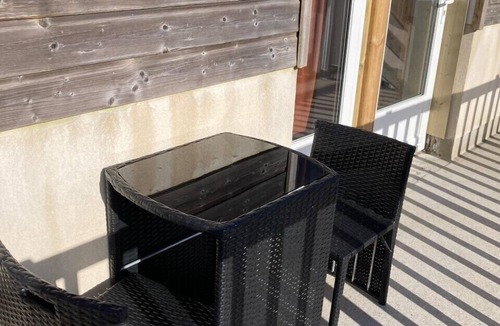 Ambleteuse Apartment | Studio-Comfort-Ensuite with Shower-Sea view-balcon