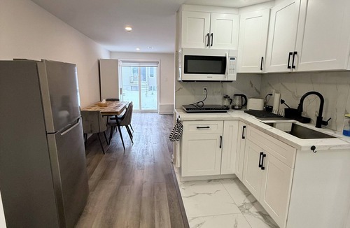 Ottawa Division Condo | Studio condo separate unit with full access to the backyard