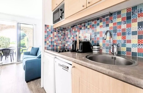 Arzon Apartment | Studio Confort - (sleeps 4)