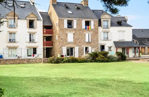 Arzon Apartment | Studio Confort - (sleeps 4)