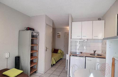 Lamalou-les-Bains Apartment | Studio confortable avec wifi, animaux admis - FR-1-451-75