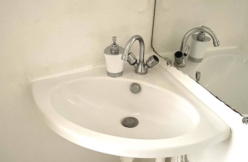 Noisy-le-Grand Apartment | Studio Confortable Proche de Paris et de Disneyland