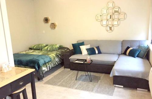 Abondant Apartment | Studio confortable à Abondant, 30 m² avec jardin équipé
