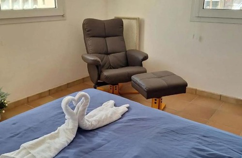 Breuillet Apartment | Studio confortable à Breuillet 40 m², terrasse