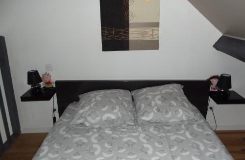 Pedernec Apartment | Studio confortable à Pédernec - 27m² - Terrasse ensoleillée