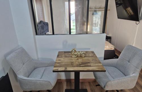 Bellevue Apartment | Studio confortable avec parking gratuit