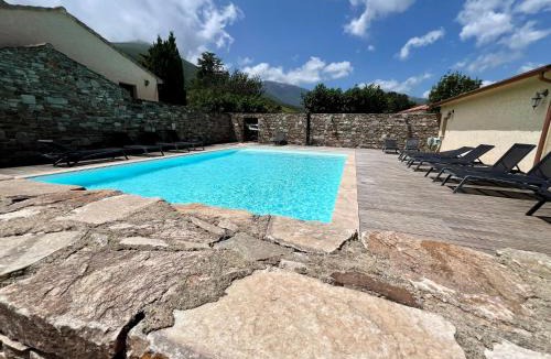 Sisco Apartment | Studio confortable avec piscine