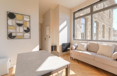 Ecully Apartment | Studio confortable avec terrasse, Ecully