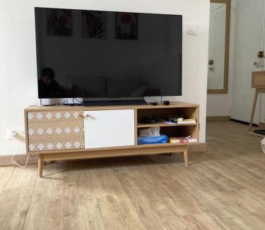 Meru Apartment | Studio confortable et fonctionnel proche gare