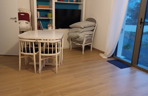Rochecorbon Apartment | Studio Confortable