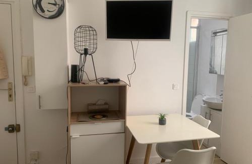 Quartier de la Salpetriere Apartment | Studio confortable, rénové et bien équipé proche Austerlitz