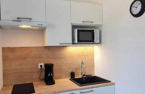 Chalons-en-Champagne Apartment | Studio Cosy Le 12