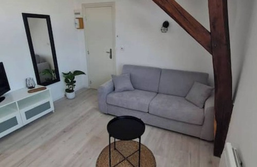 Chalons-en-Champagne Apartment | Studio Cosy Le 12