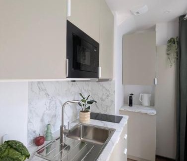 Saint-Aubin-du-Cormier Apartment | Studio cosy proche étang et commerces