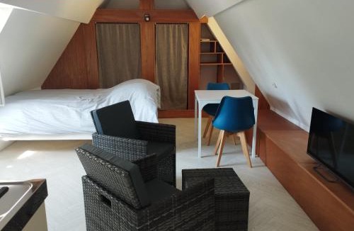 Beaufort-en-Anjou Apartment | Studio cossy indépendant au calme