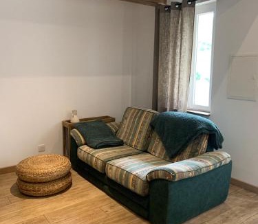 Montjustin Apartment | Studio cosy à la campagne