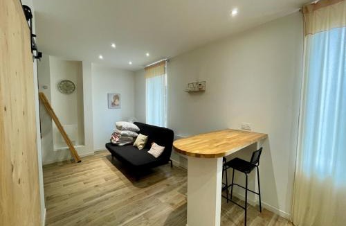 La Fuye-Velpeau Apartment | Studio Cosy, 2 pas Gare de Tours