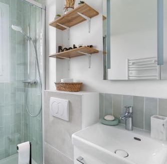 Pont Rousseau Apartment | Studio Cosy - Au pied du tram - Parking - WIFI