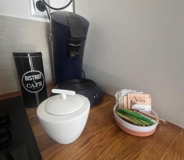 Malataverne Apartment | Studio cosy avec climatisation et terrasse