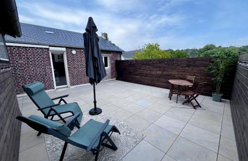 Lisieux Apartment | Studio cosy avec terrasse - proche centre & gare