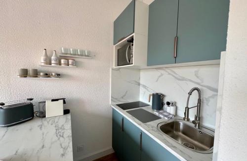 Leucate Apartment | Studio cosy balcon sud - plage naturiste 75 m