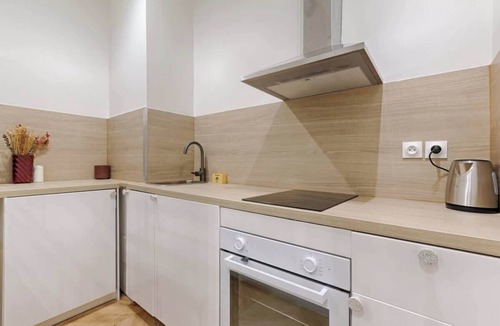 Pere Lachaise Apartment | Studio Cosy Cambodge