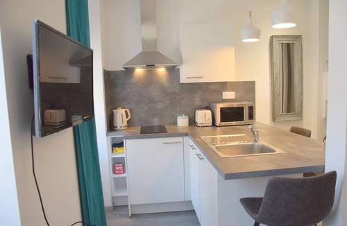 Mulhouse Apartment | Studio Cosy & Cocon Bronze