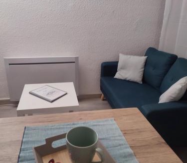 Manosque Apartment | Studio Cosy dans la maison d'enfance de Jean Giono