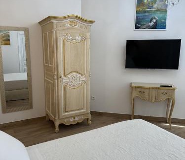 Centre Historique Apartment | Studio Cosy du Cloitre