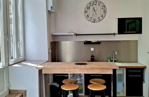Champagne-sur-Seine Apartment | Studio cosy et lumineux