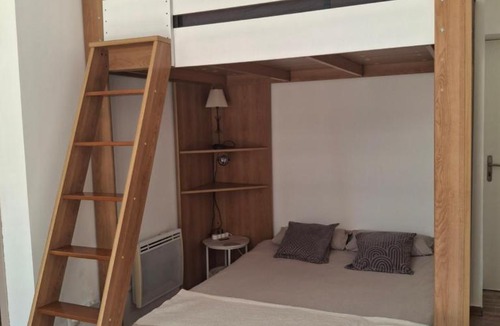 Champagne-sur-Seine Apartment | Studio cosy et lumineux