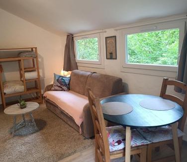 Anduze Apartment | studio cosy en pleine forêt